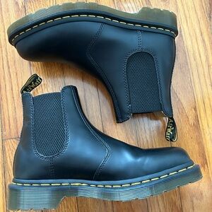 Dr. Martens Chelsea Boots Nappa Leather